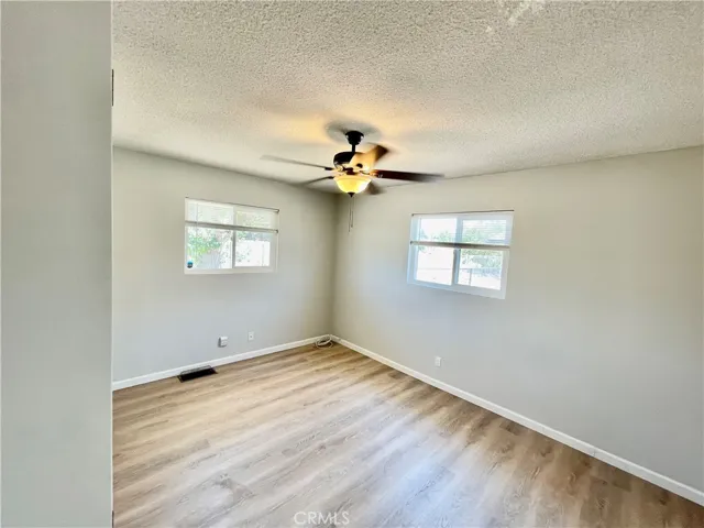 7690 Barberry Avenue, Yucca Valley, California 92284