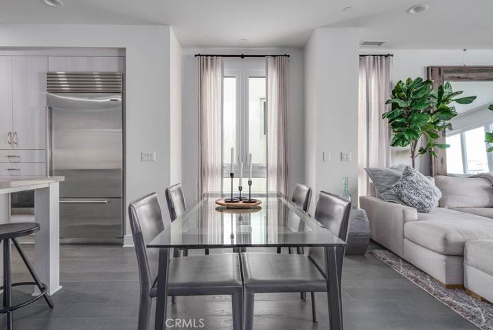 5512 Seashore Drive, Newport Beach, California 92663