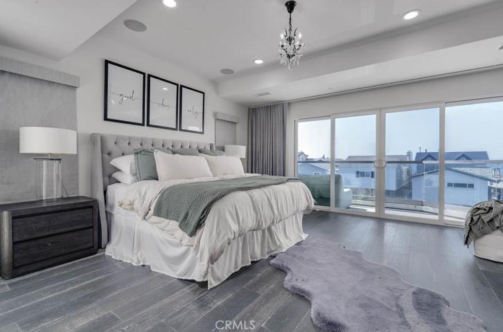 5512 Seashore Drive, Newport Beach, California 92663