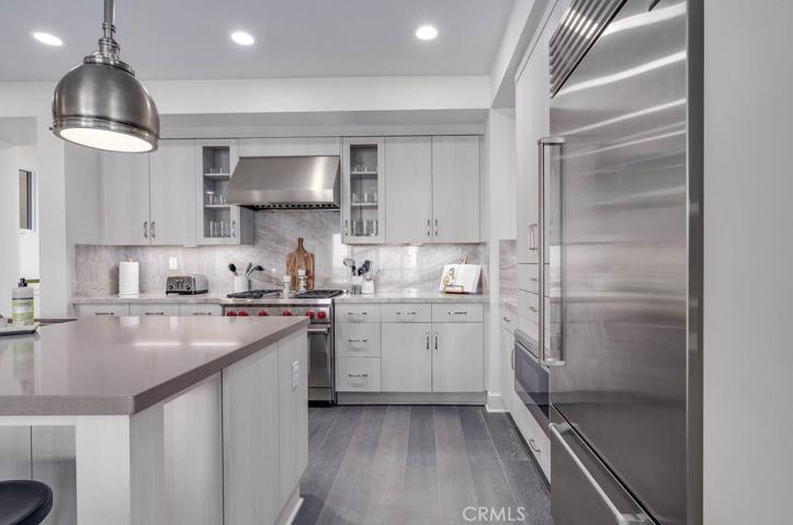 5512 Seashore Drive, Newport Beach, California 92663