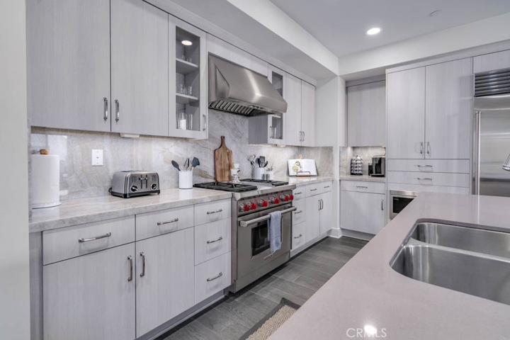 5512 Seashore Drive, Newport Beach, California 92663