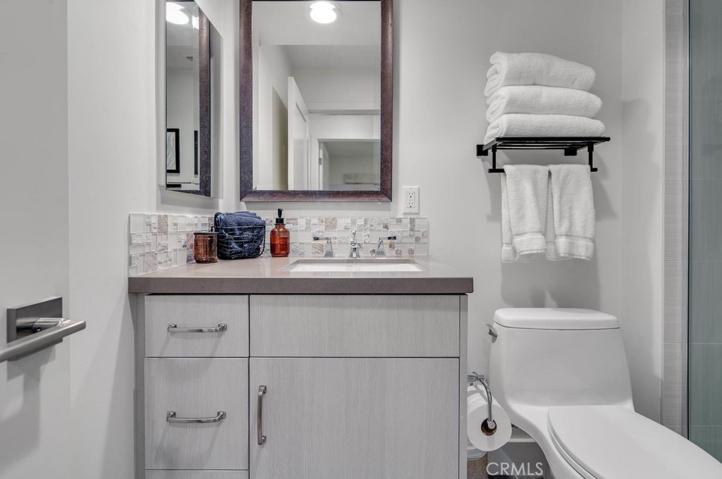 5512 Seashore Drive, Newport Beach, California 92663