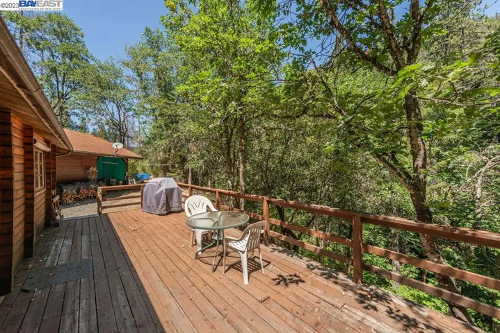351 Lost Bridge, Lewiston, California 96052