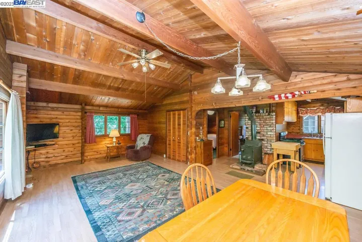 351 Lost Bridge, Lewiston, California 96052