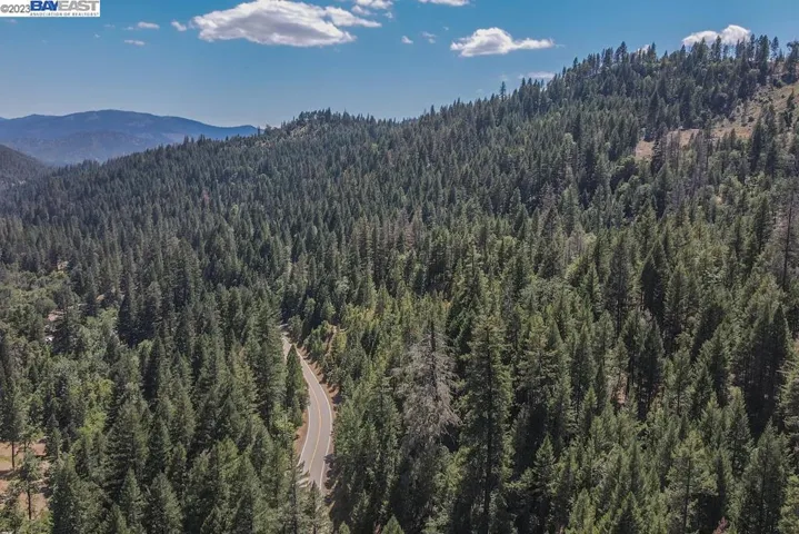 351 Lost Bridge, Lewiston, California 96052