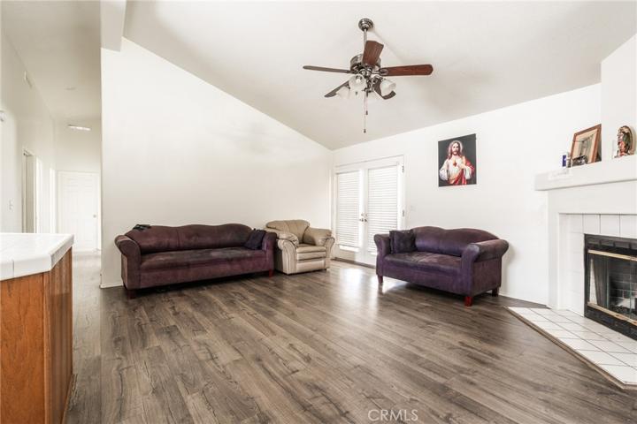 20056 Shadow Island Drive, Canyon Country, California 91351