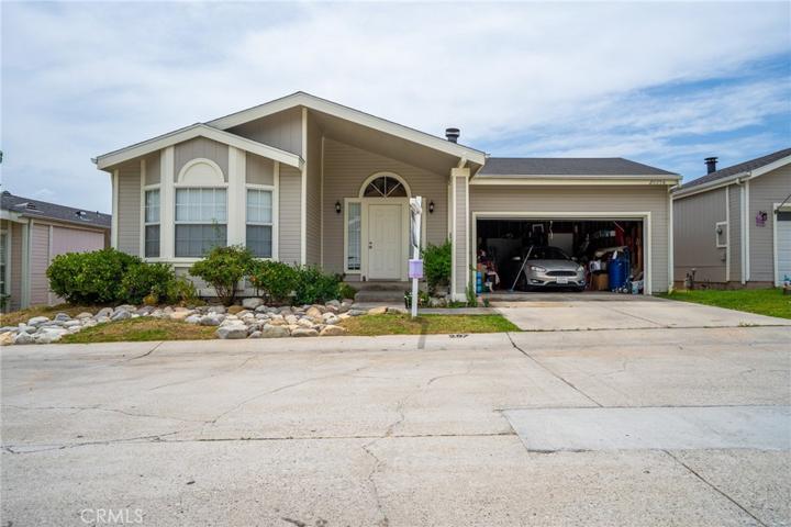 20056 Shadow Island Drive, Canyon Country, California 91351