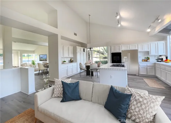 24500 Via Lenardo, Yorba Linda, California 92887