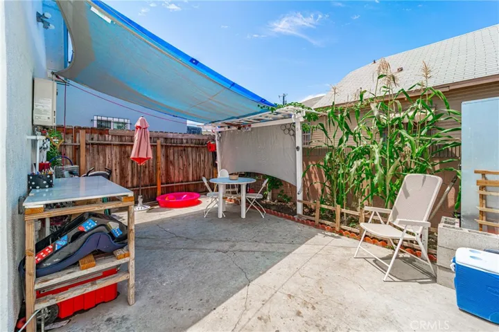 1502 W 65th Street, Los Angeles, California 90047