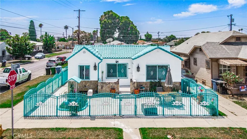 1502 W 65th Street, Los Angeles, California 90047