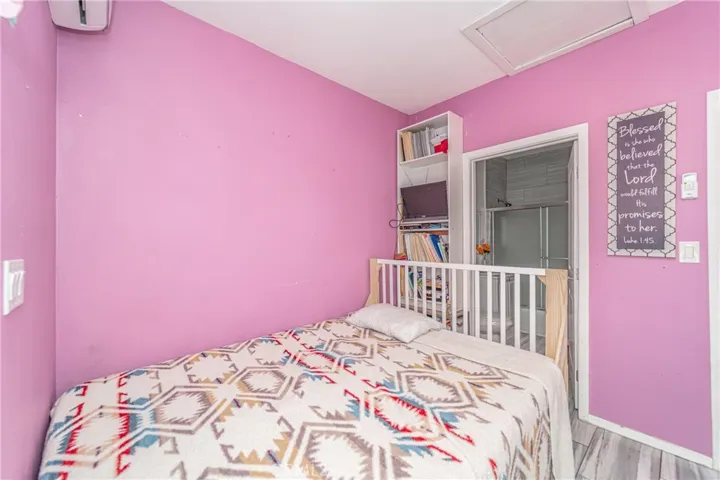 1502 W 65th Street, Los Angeles, California 90047