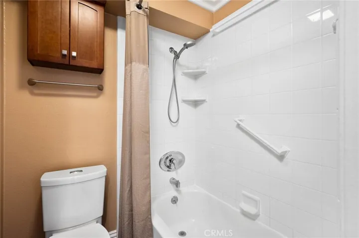 565 Esplanade 214, Redondo Beach, California 90277