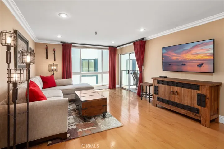 565 Esplanade 214, Redondo Beach, California 90277