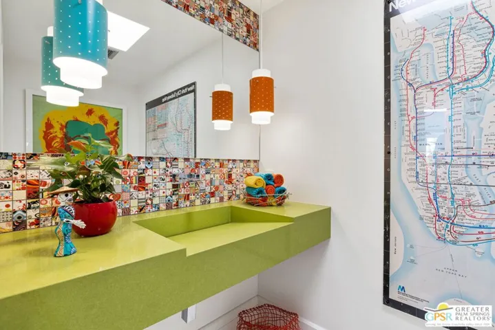 1380 Malaga Circle, Palm Springs, California 92264
