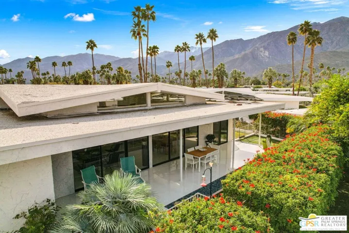 1380 Malaga Circle, Palm Springs, California 92264