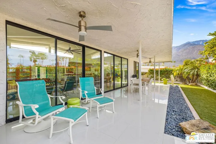 1380 Malaga Circle, Palm Springs, California 92264