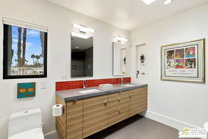 1380 Malaga Circle, Palm Springs, California 92264