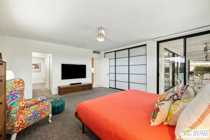 1380 Malaga Circle, Palm Springs, California 92264