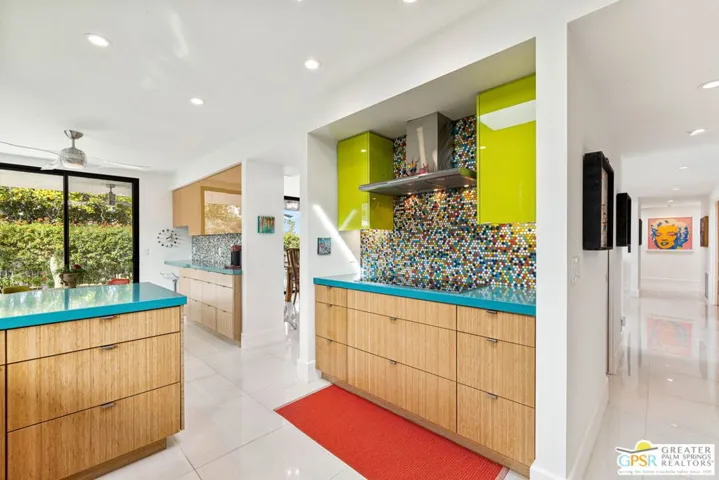 1380 Malaga Circle, Palm Springs, California 92264