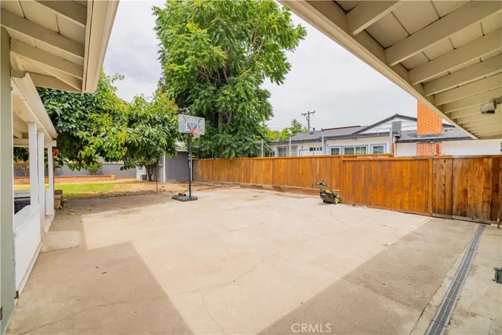 865 W Chester Road, Covina, California 91722