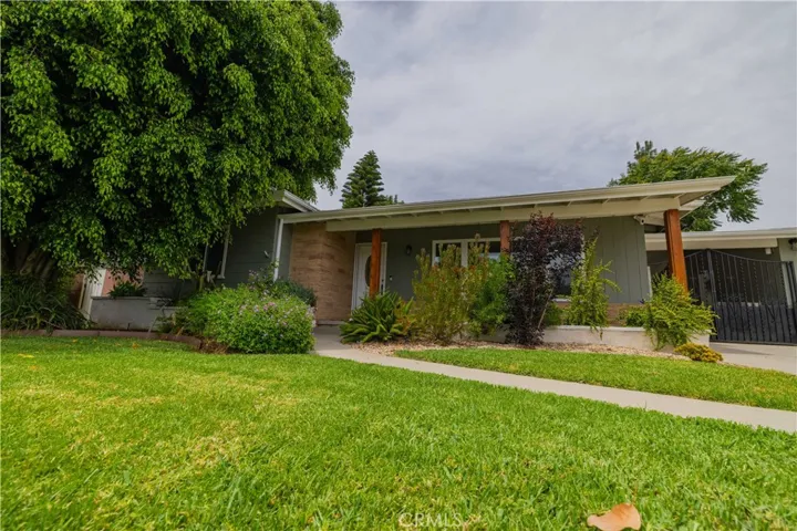865 W Chester Road, Covina, California 91722