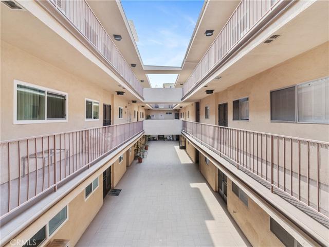 3 story building.