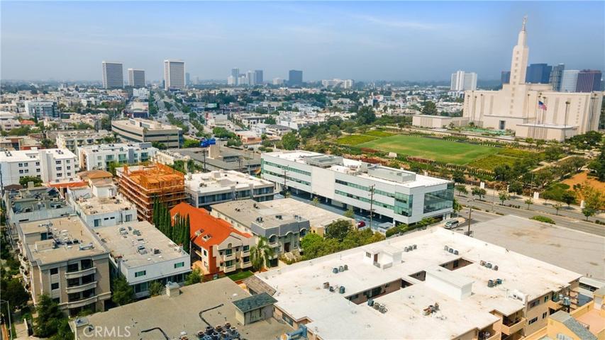 Close to Santa Monica Blvd.
