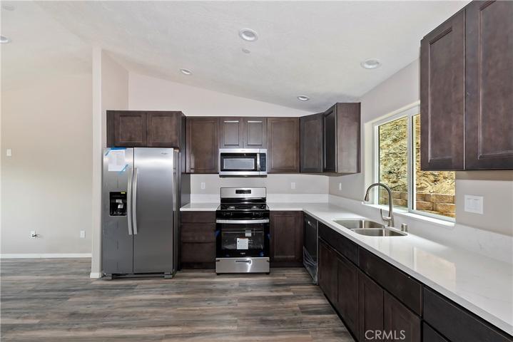 24743 Edelweiss Drive, Crestline, California 92325