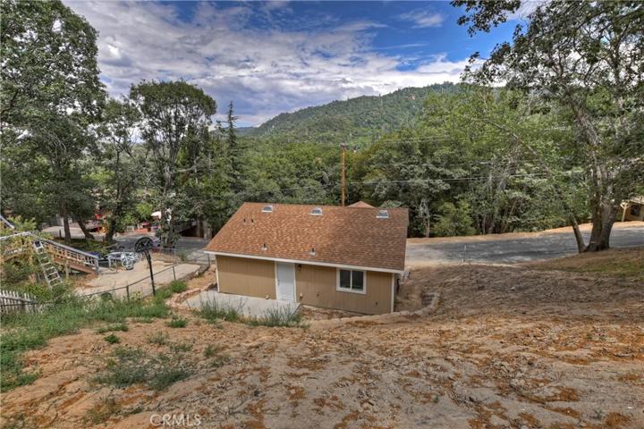 24743 Edelweiss Drive, Crestline, California 92325