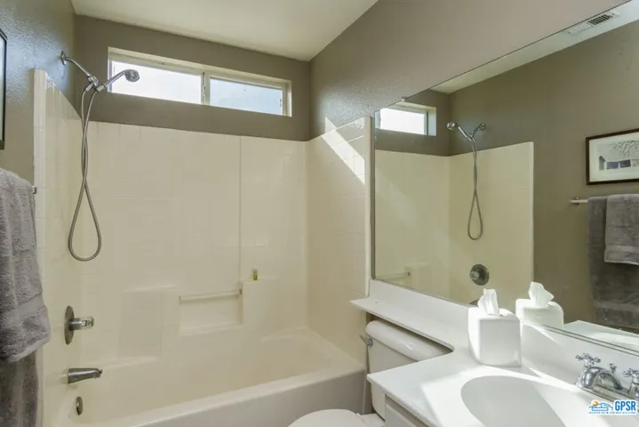 83082 Antigua Drive, Indio, California 92201
