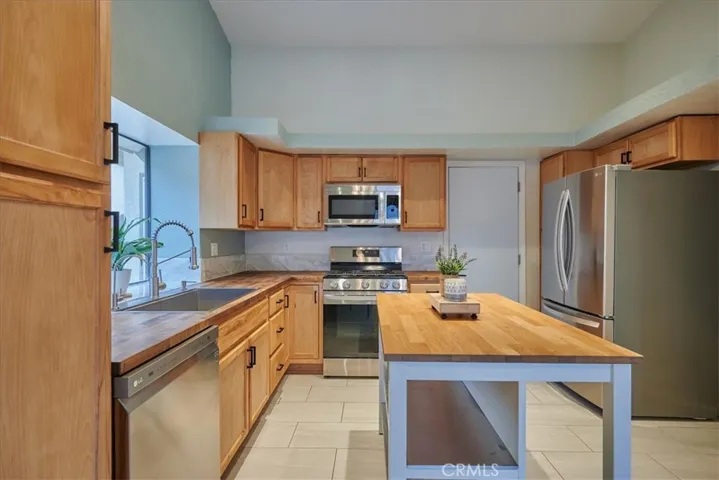 28820 Avenida Marquesa, Cathedral City, California 92234