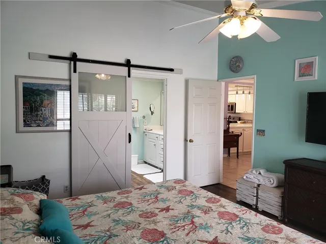 615 Woodcrest Lane E, Palm Desert, California 92260