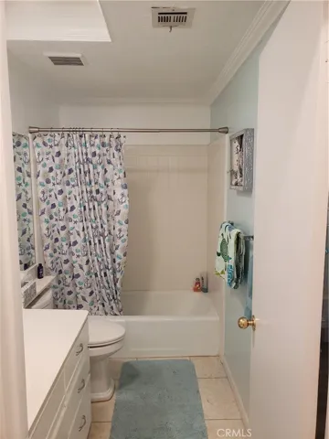 615 Woodcrest Lane E, Palm Desert, California 92260