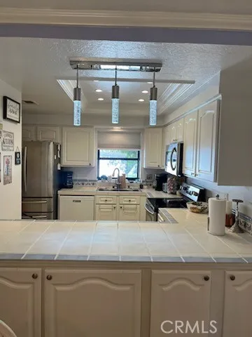 615 Woodcrest Lane E, Palm Desert, California 92260