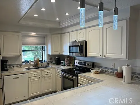 615 Woodcrest Lane E, Palm Desert, California 92260