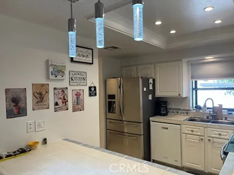 615 Woodcrest Lane E, Palm Desert, California 92260