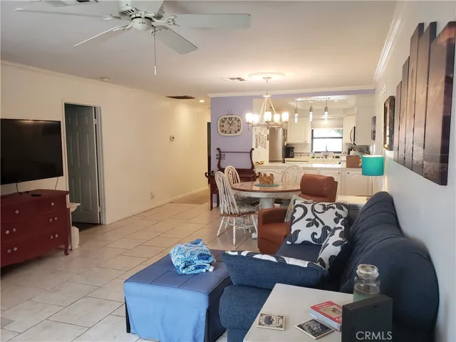 615 Woodcrest Lane E, Palm Desert, California 92260