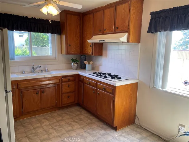 104 Loyola, Seal Beach, California 90740