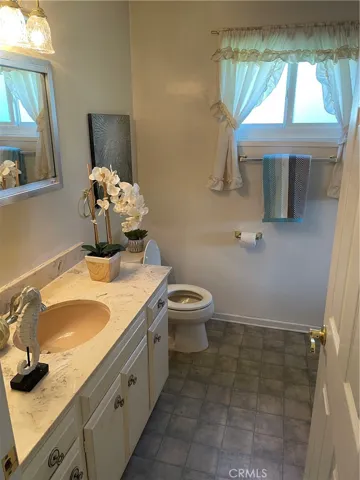 104 Loyola, Seal Beach, California 90740