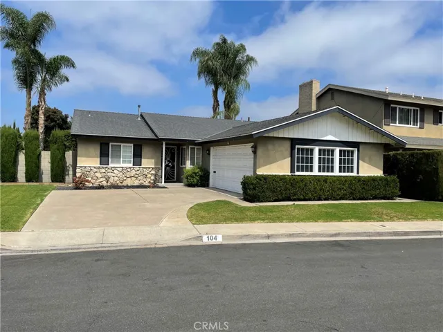 104 Loyola, Seal Beach, California 90740