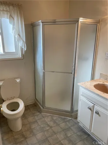 104 Loyola, Seal Beach, California 90740