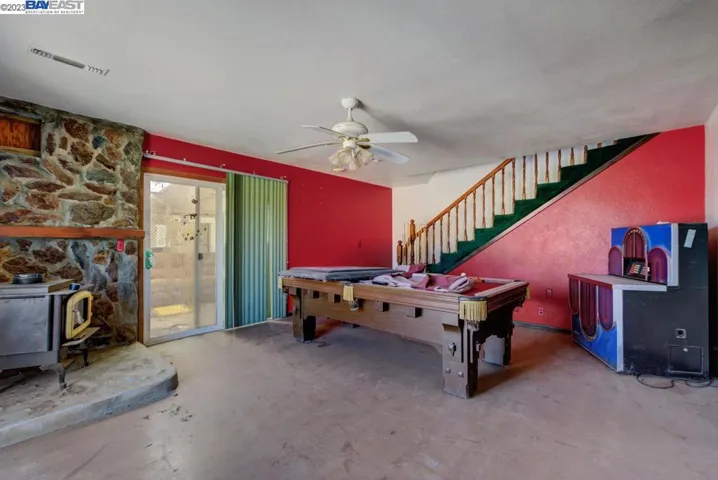 23480 N Pearl Rd, Acampo, California 95220