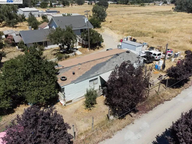 23480 N Pearl Rd, Acampo, California 95220