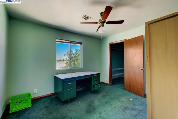 23480 N Pearl Rd, Acampo, California 95220