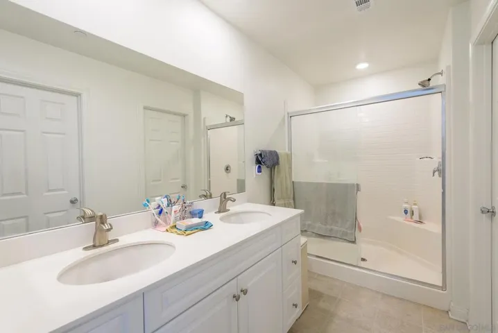 10761 Ensworth Way, Spring Valley, California 91978