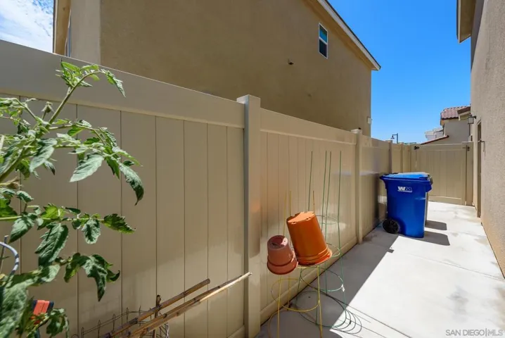 10761 Ensworth Way, Spring Valley, California 91978