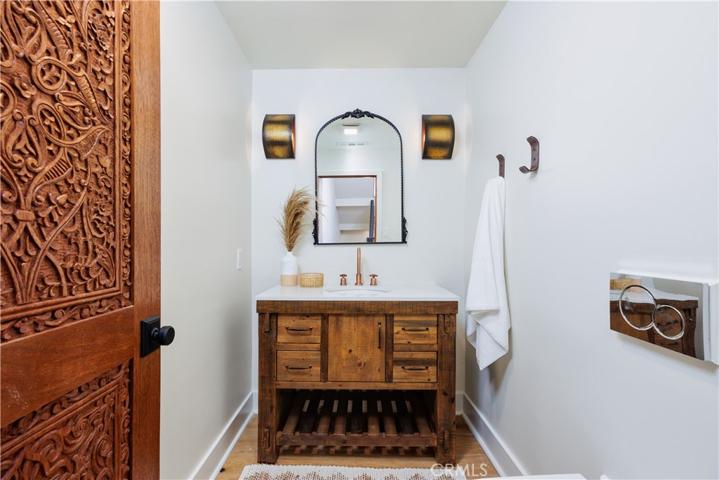 Powder room