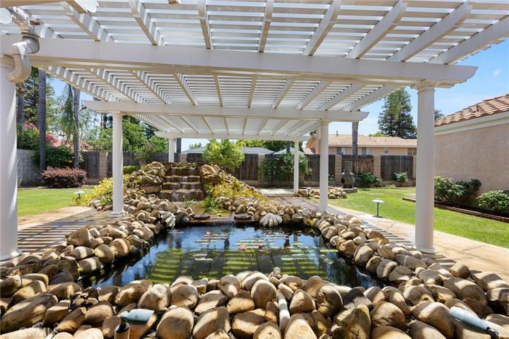 7509 Live Oak Way, Bakersfield, California 93308