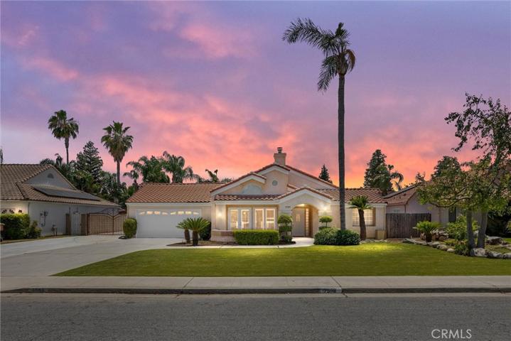 7509 Live Oak Way, Bakersfield, California 93308