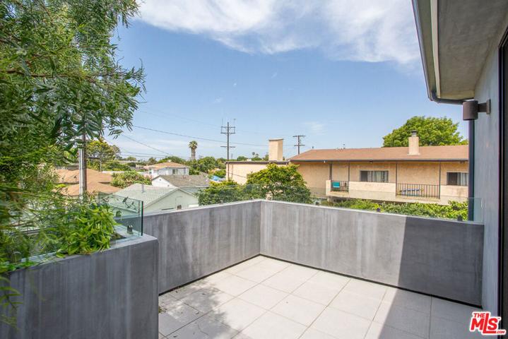 1653 Centinela Avenue, Santa Monica, California 90404